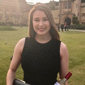 Meet your Posher, Maddie